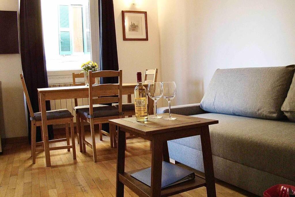 Elegant Trilussa Apartment Róma Kültér fotó